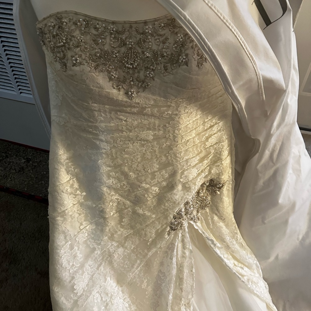 Wedding dress, bridesmaid/formal dress. Prom dress